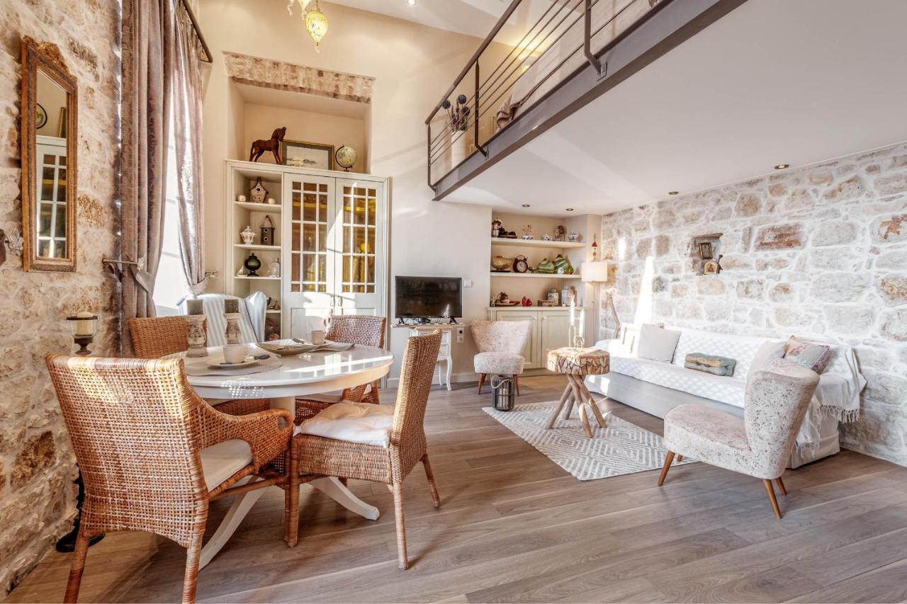 Mouragia Loft - Waterfront Old Corfu Townアパートメント エクステリア 写真