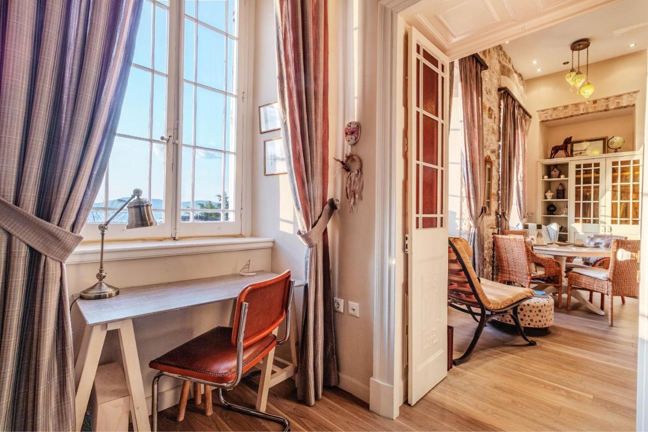 Mouragia Loft - Waterfront Old Corfu Townアパートメント エクステリア 写真
