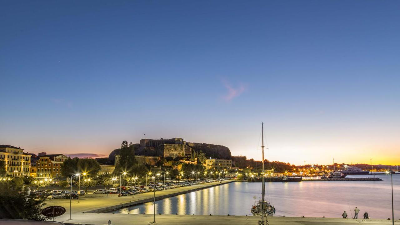 Mouragia Loft - Waterfront Old Corfu Townアパートメント エクステリア 写真