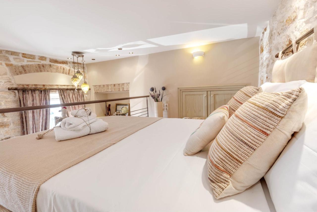 Mouragia Loft - Waterfront Old Corfu Townアパートメント エクステリア 写真